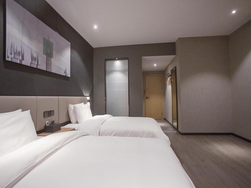 Thank Inn Chain Hotel Hunan Huaihua Hecheng District South High Speed Rail Station Exterior foto