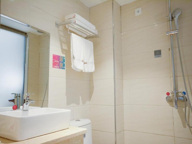 Thank Inn Chain Hotel Hunan Huaihua Hecheng District South High Speed Rail Station Exterior foto